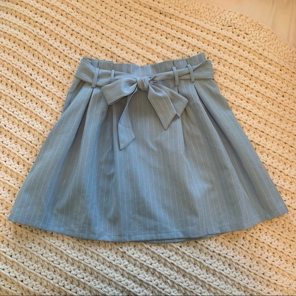 Blue tie-front skirt, large